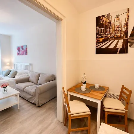 Cozy Near Andel Metro Station